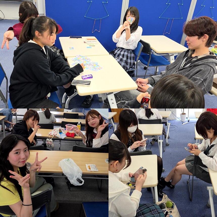 生徒が休み時間にカードゲームや昼食をとっている様子