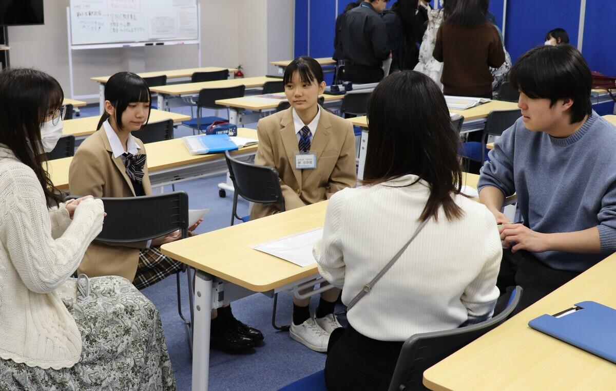 子ども・福祉コースの授業の様子