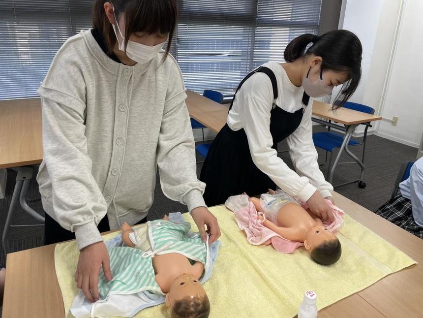 子ども・福祉コースの生徒