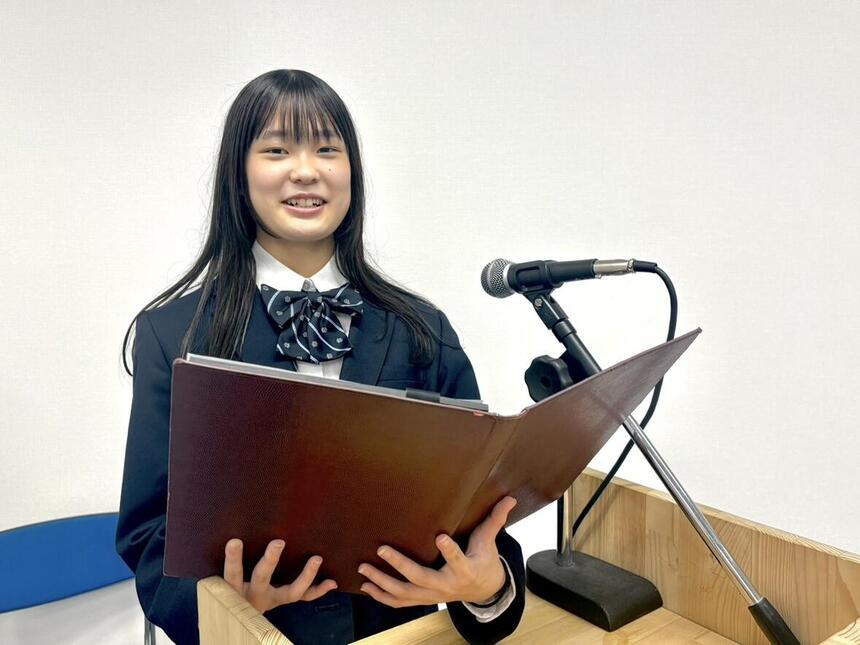卒業式司会のAさん