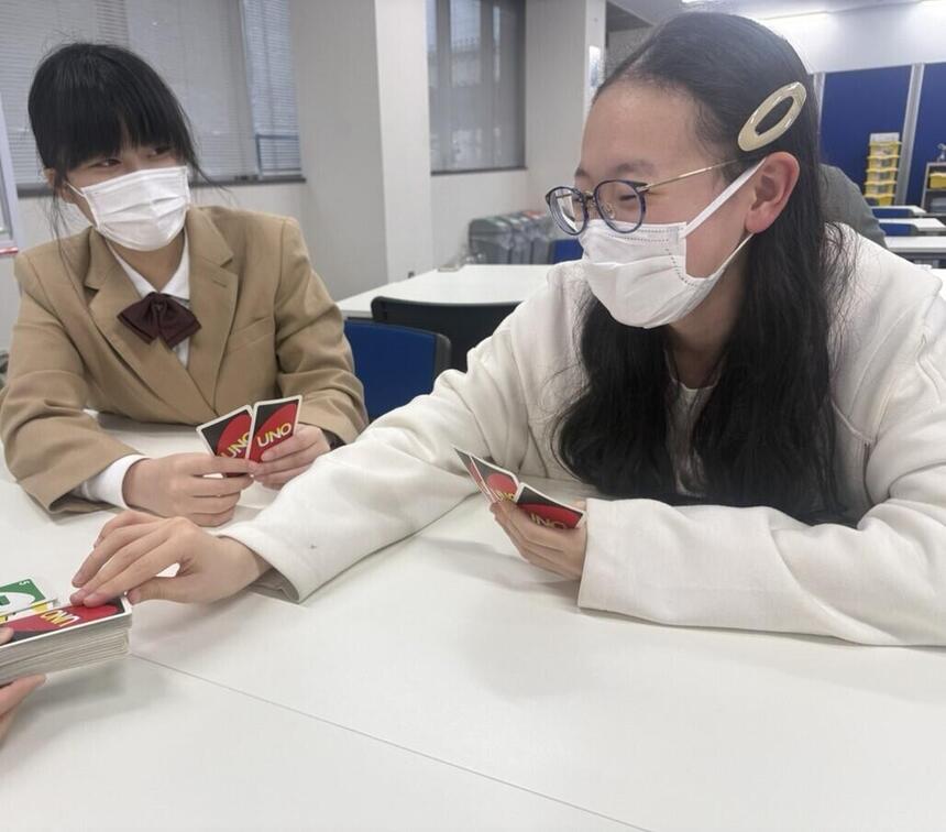 今年の振り返りをする生徒