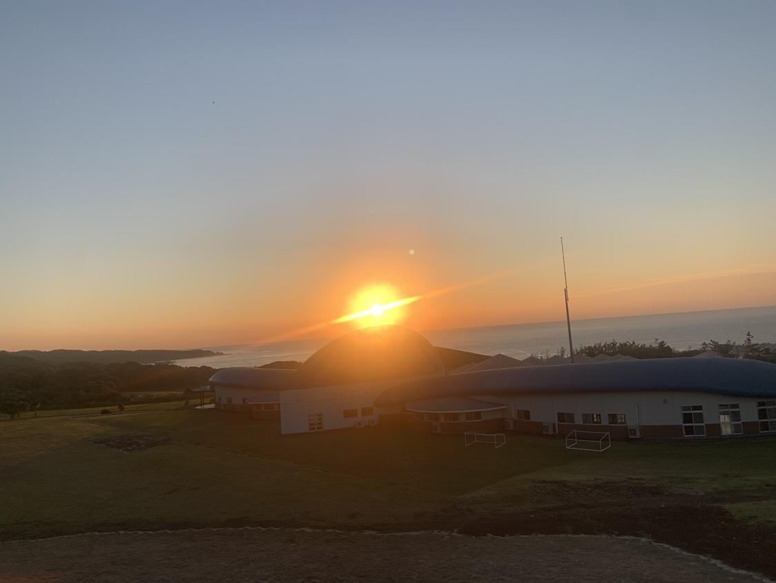 綺麗な朝日