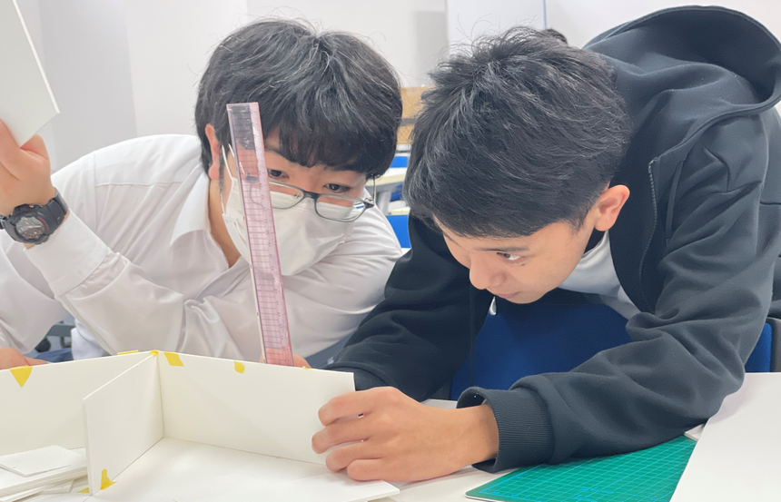 住環境デザインコースの生徒