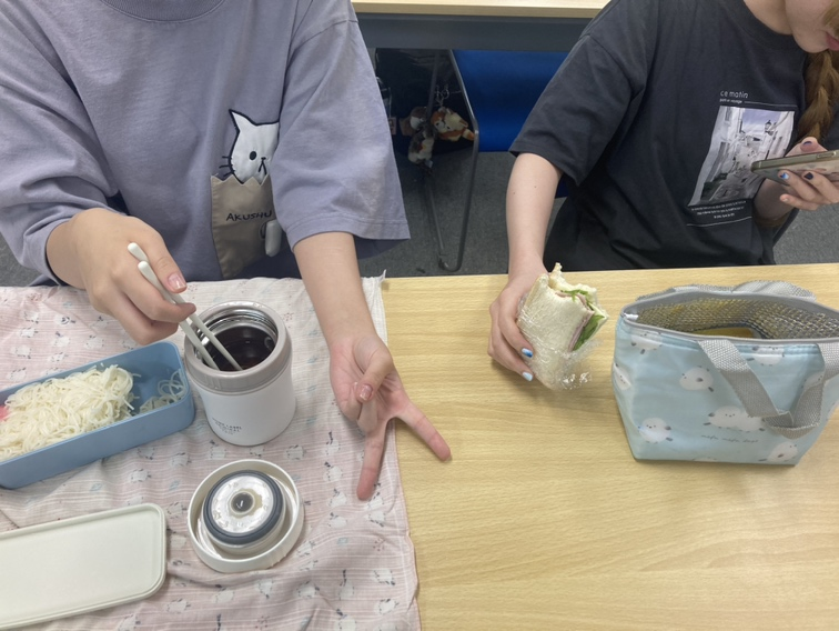 お昼ご飯の写真