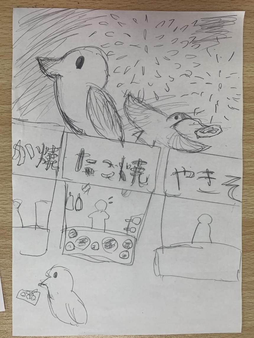 お祭りの屋台とそこに遊びにきた鳥のイラスト