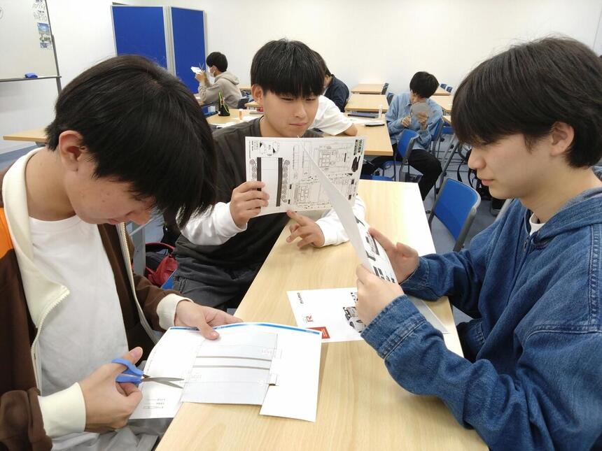 「ものづくり」のみらかけに取り組んでいる生徒