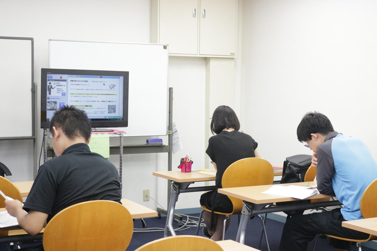 大学入試対策夏期特別講習会が始まりました