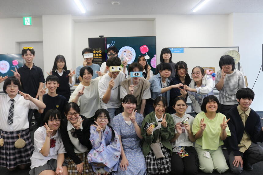 みらいの架け橋レッスン®「夏祭り」で最後に生徒が集合して撮った写真