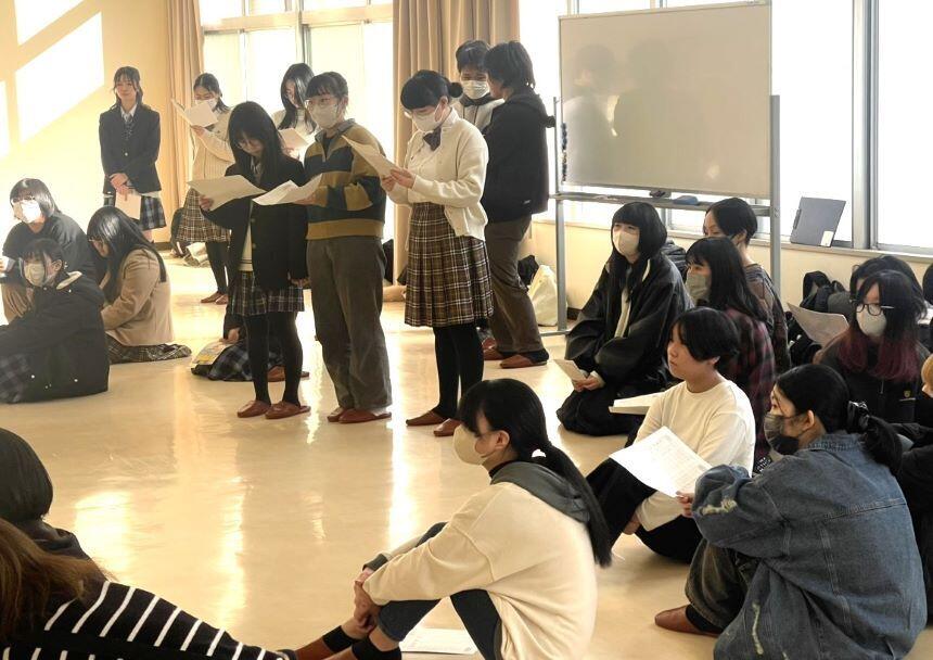 普段とは少し違う生徒の様子