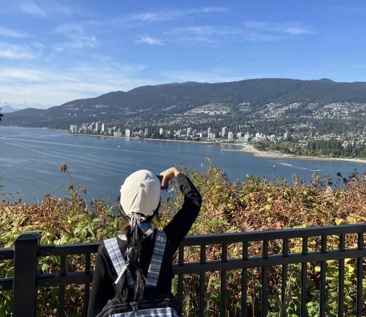 自然あふれる場所に行った生徒