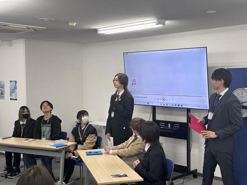 演劇のイベント発表会の様子