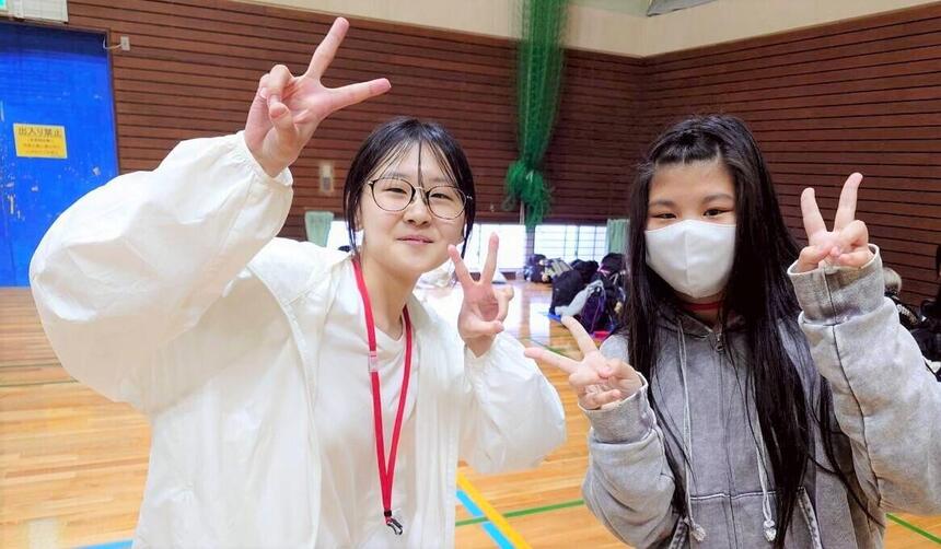新入生歓迎イベントにて笑顔で楽しいんでいる生徒の様子