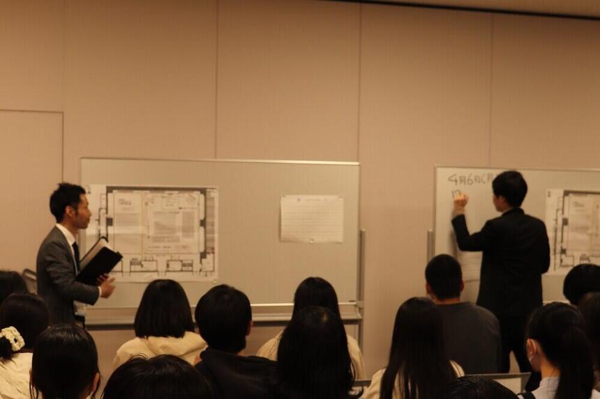 オリエンテーションを行っています！