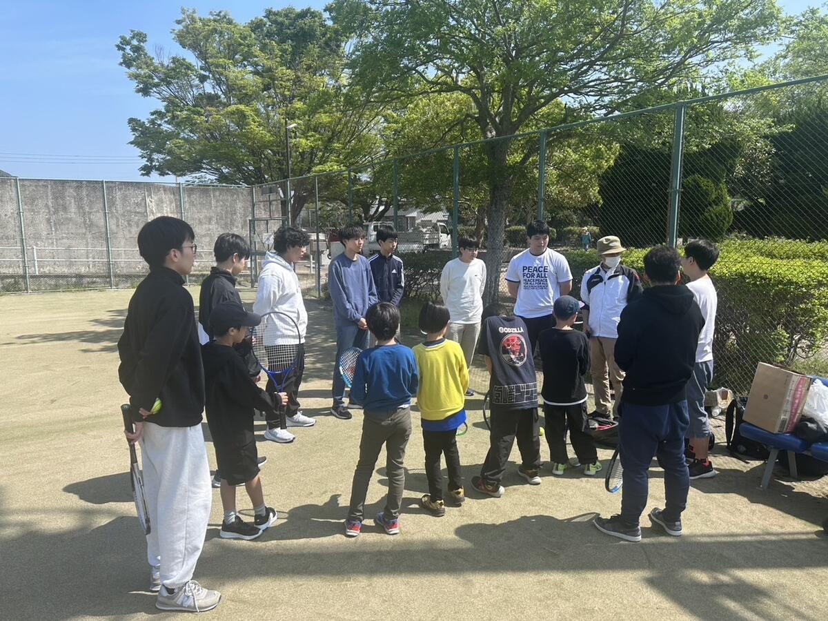 地域のフリースクールに通う生徒との交流の様子