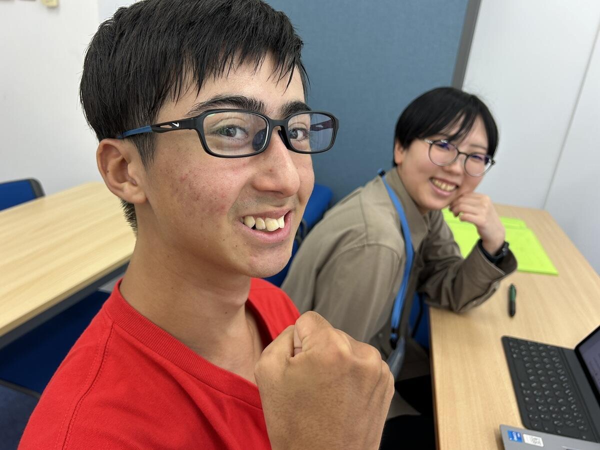 英語プレゼン部門に参加する生徒