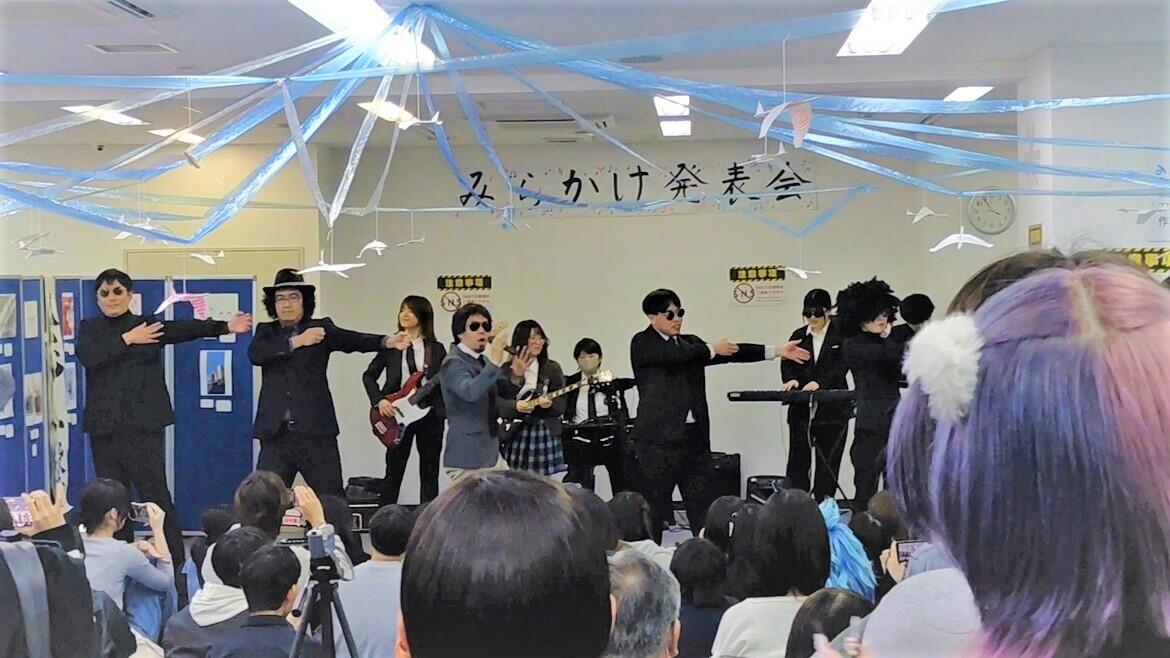 コーチバンドのステージ発表