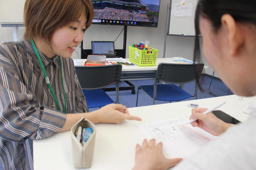 お絵描き同好会の様子