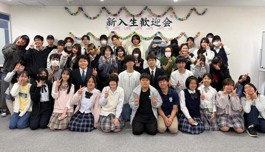 みらいの架け橋レッスン®「新入生歓迎会」に参加した生徒の集合写真