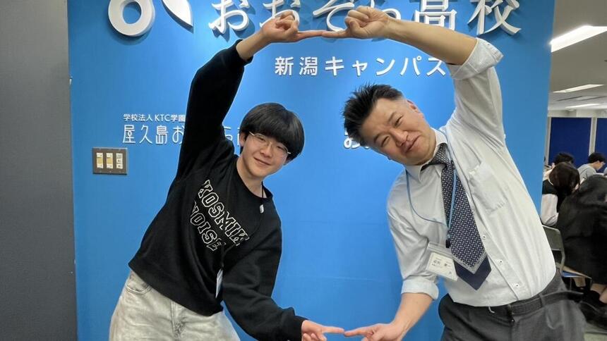 インタビュー生徒の様子