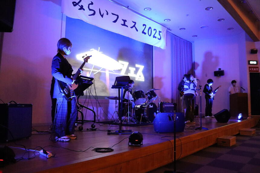 ステージ発表の様子