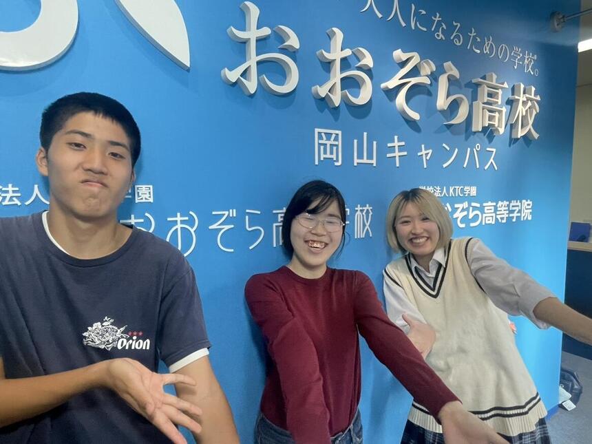 Yさんとマンガイラストコース生の写真です。