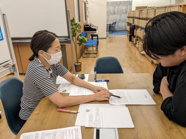 一人ひとりとじっくり話をしながら進路をきめていきます