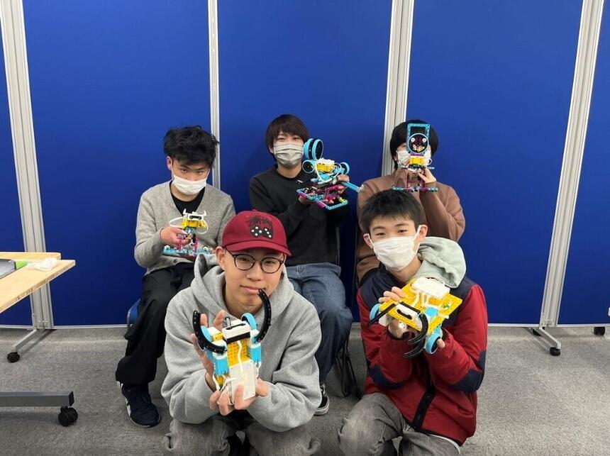 プログラミング部門に参加した生徒