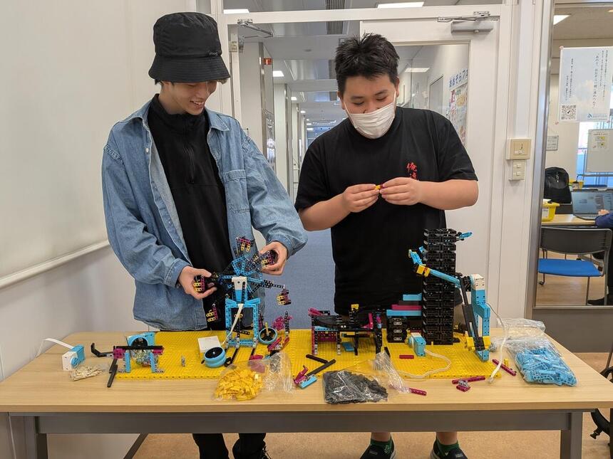 プログラミングコースの生徒