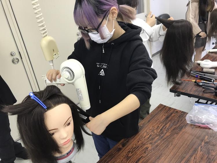 ヘアメイク