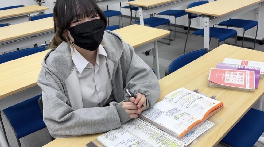 英文法を勉強している進学コース生です。