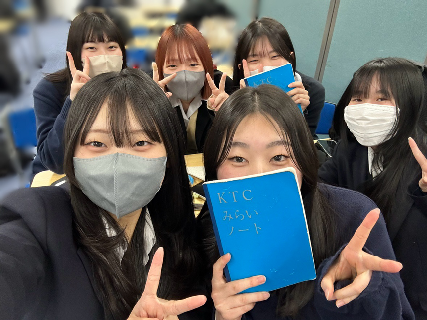 終業式が終わっての生徒の様子