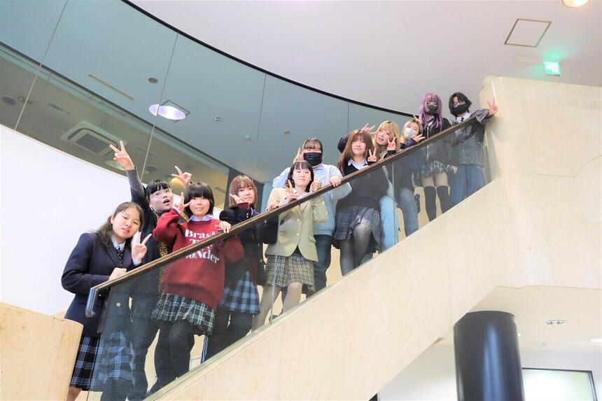 川越キャンパスと高崎キャンパスのアンバサダーの集合写真