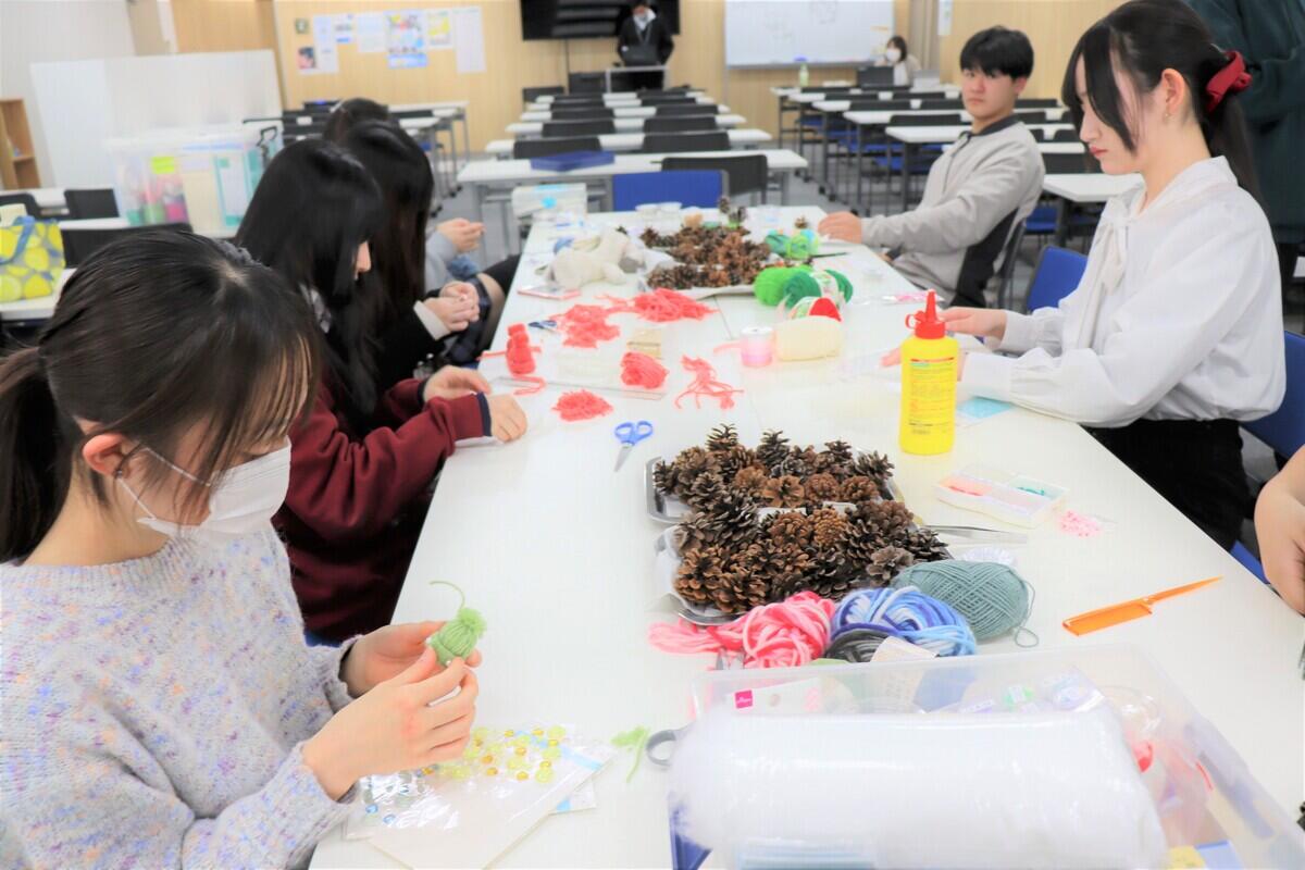 それぞれが作りたいモチーフを制作していきました