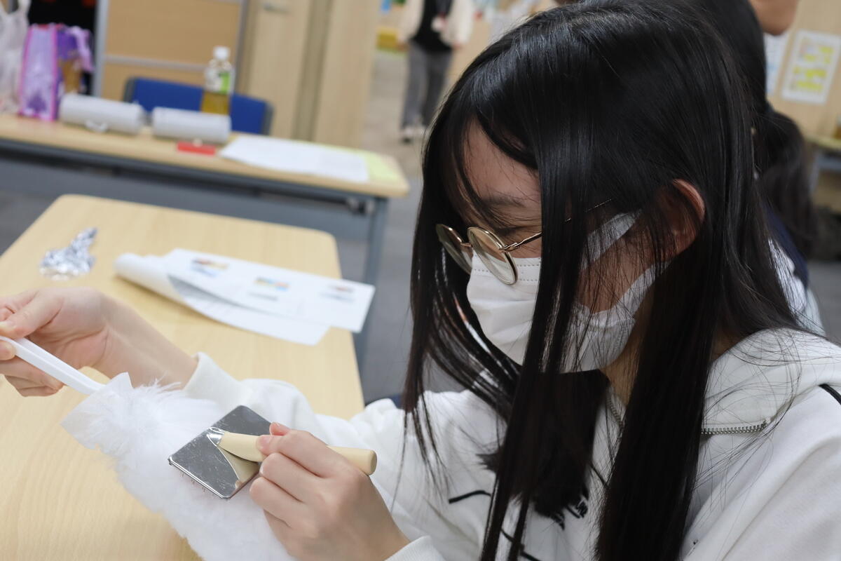 体験型の進路フェアを実施しました