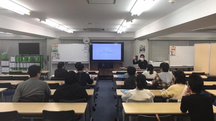 梅田キャンパスで実施された中学生対象イベントの様子