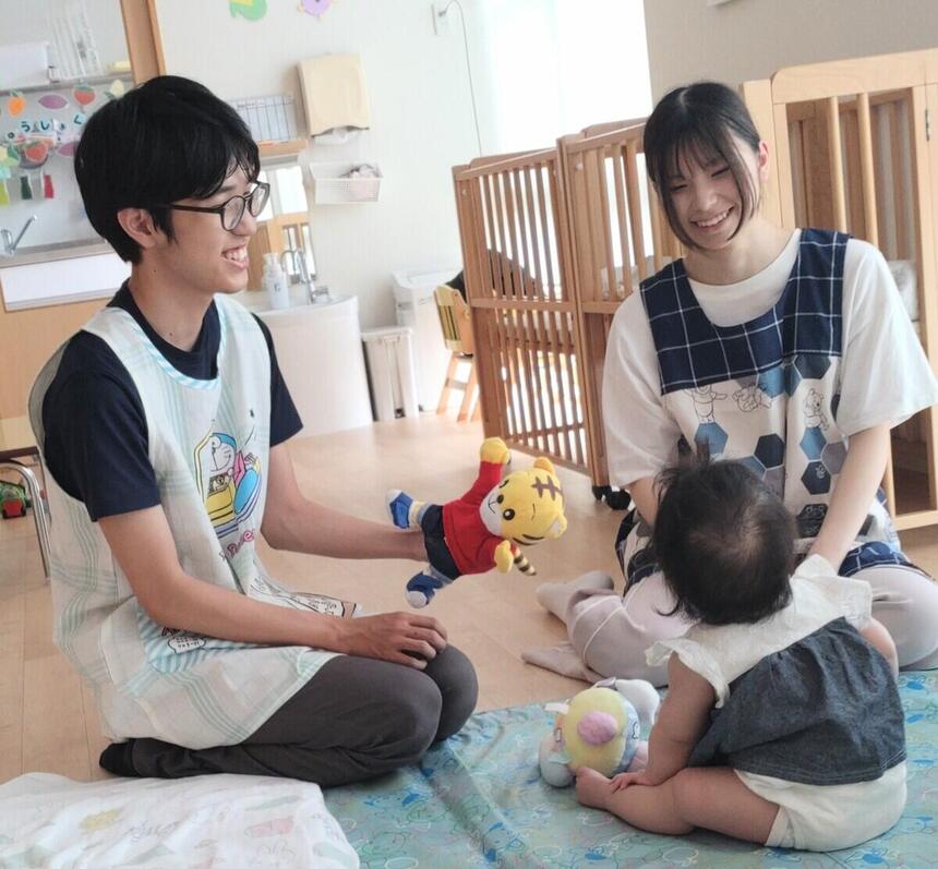 生徒が臨んだ保育実習の様子です。