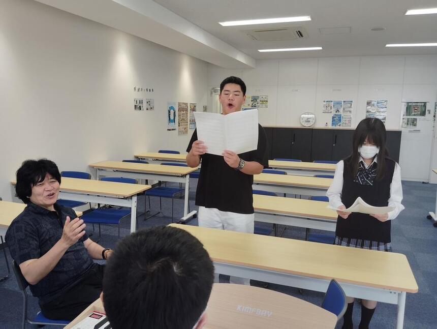 みらいの架け橋レッスン®「ミュージック」にて、生徒は、技術向上だけではなく、横のつながりもできています。