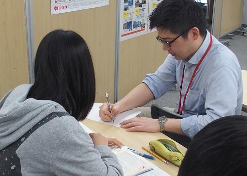 KTCおおぞら高等学院 三重四日市キャンパスの日常　～学びの時間～　自分の学習スタイルに合わせて進められる学習の時間