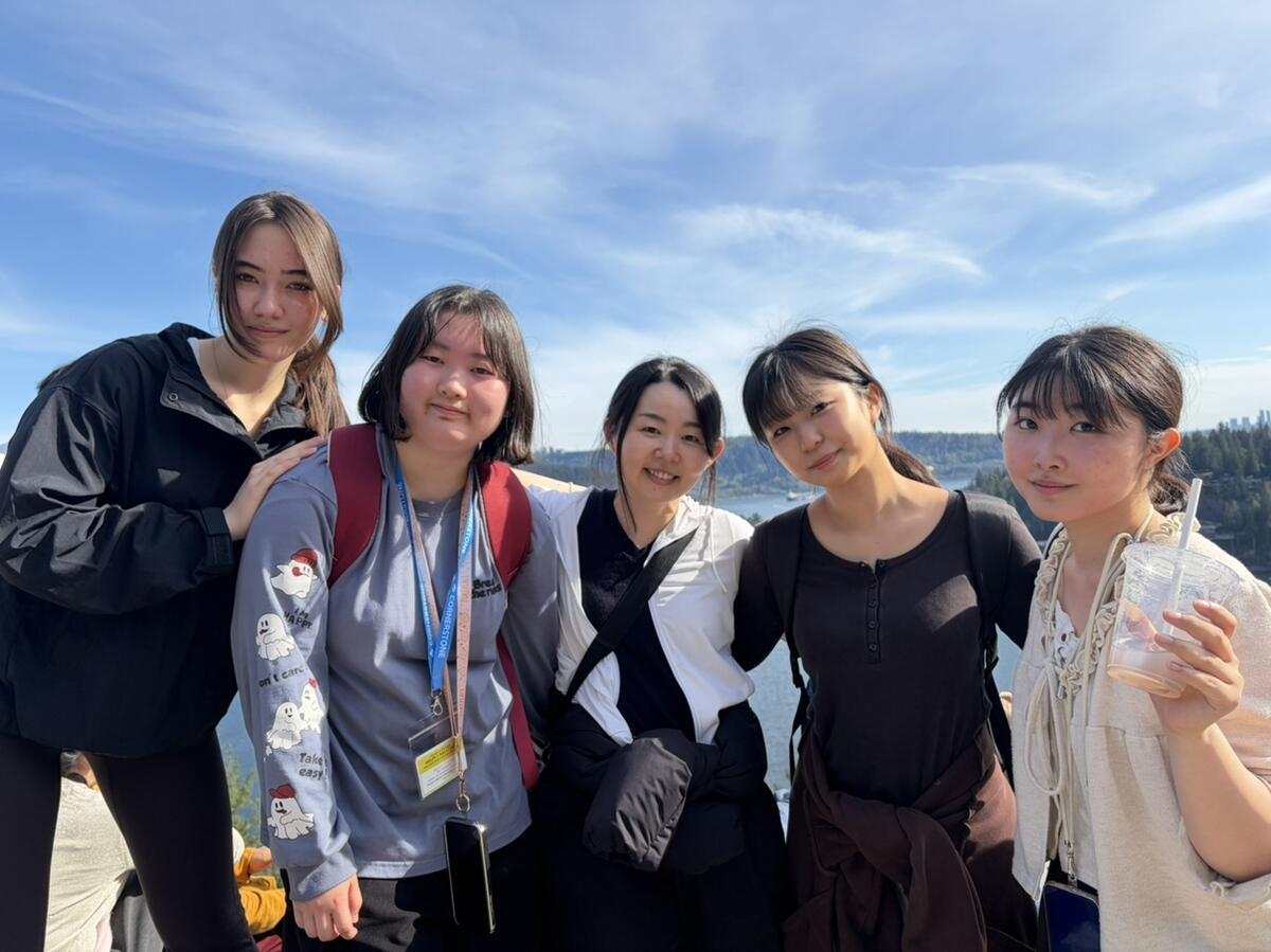 Deep Cove Hike（ハイキング）