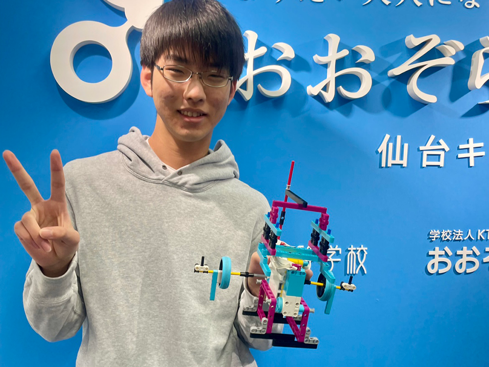 プログラミング部門・多足歩行競技の部 グランプリ